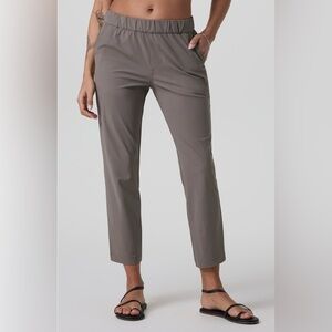 Vuori Miles Ankle Pant